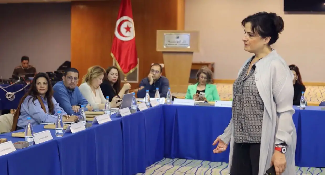 Elena Panaritis Tunis